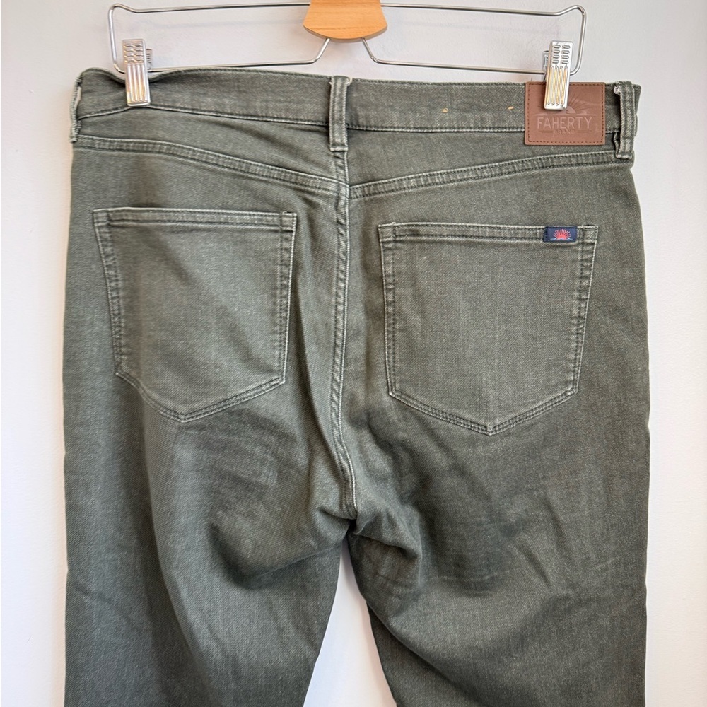 Faherty Stretch Terry 5-Pocket Pant - Fall Olive SZ 33 - Picture 8 of 9